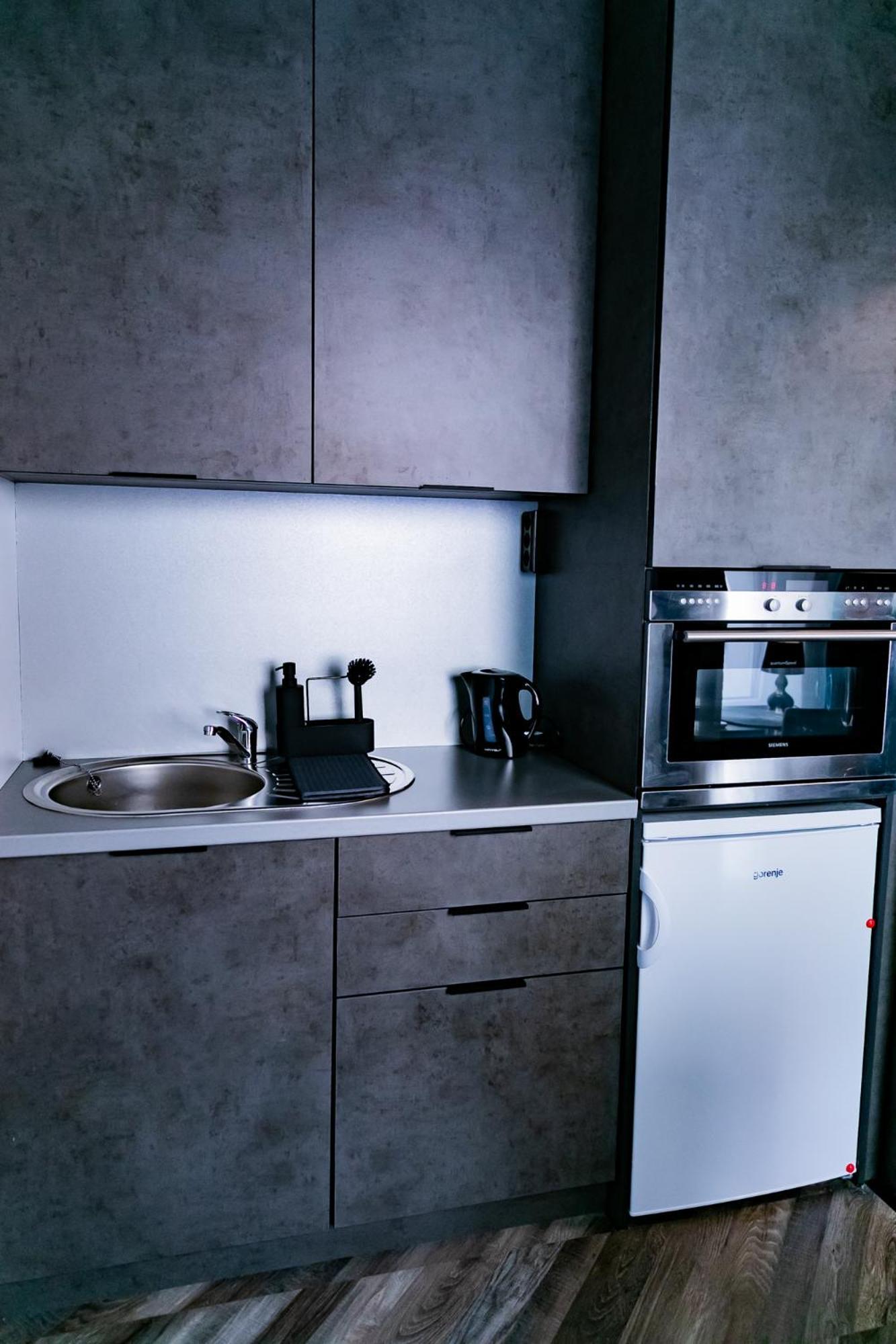 Motel1- A Megfizetheto Luxus! Dunaujvaros Ngoại thất bức ảnh