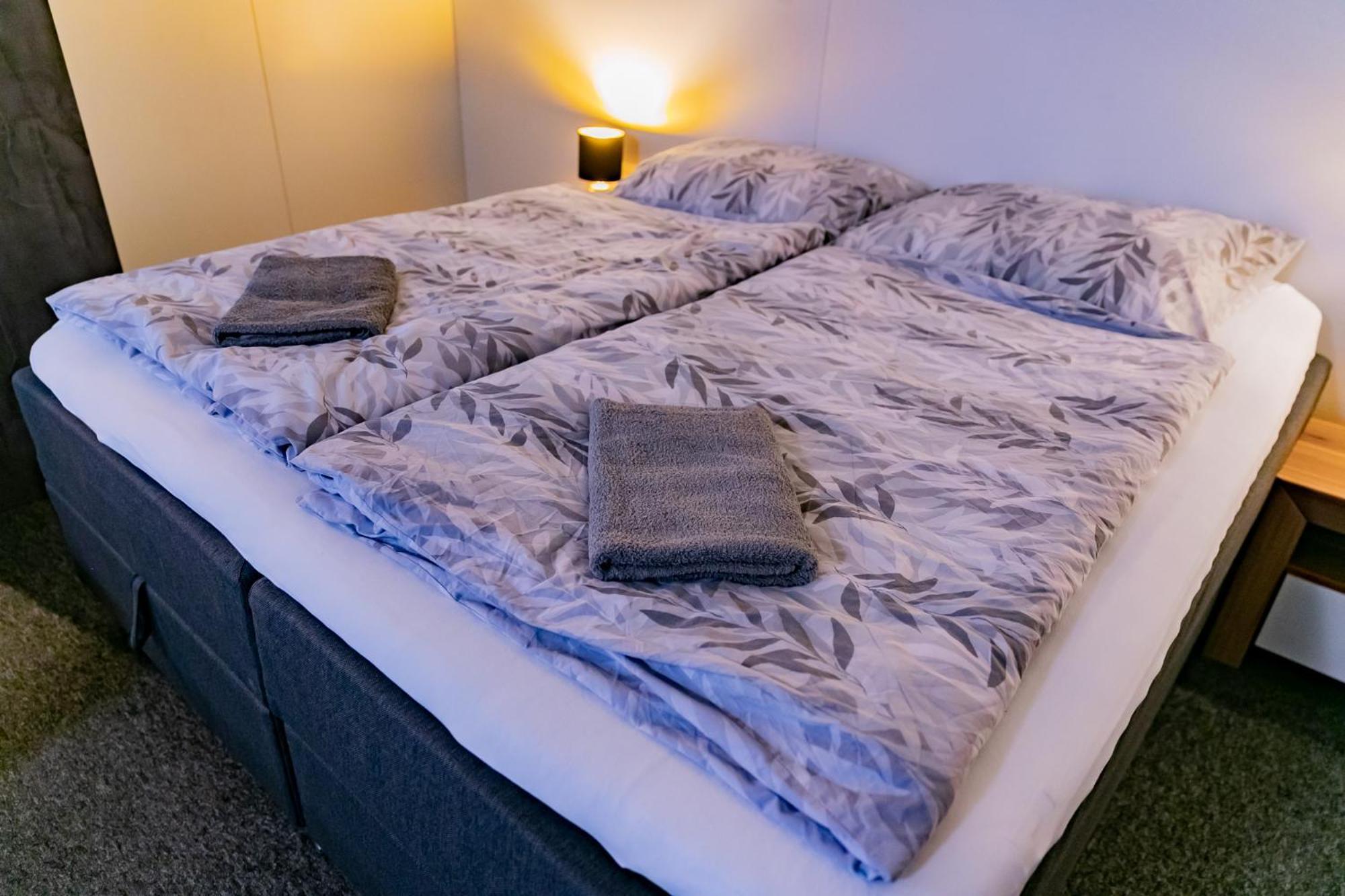 Motel1- A Megfizetheto Luxus! Dunaujvaros Ngoại thất bức ảnh