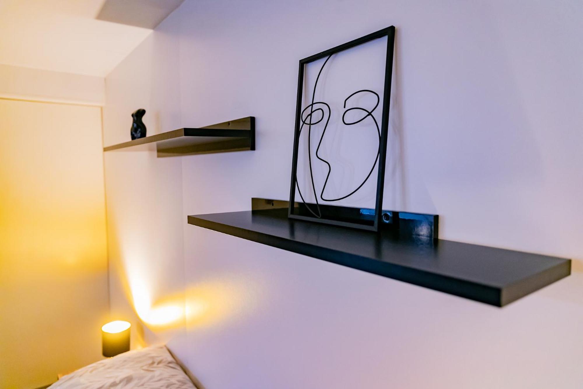 Motel1- A Megfizetheto Luxus! Dunaujvaros Ngoại thất bức ảnh