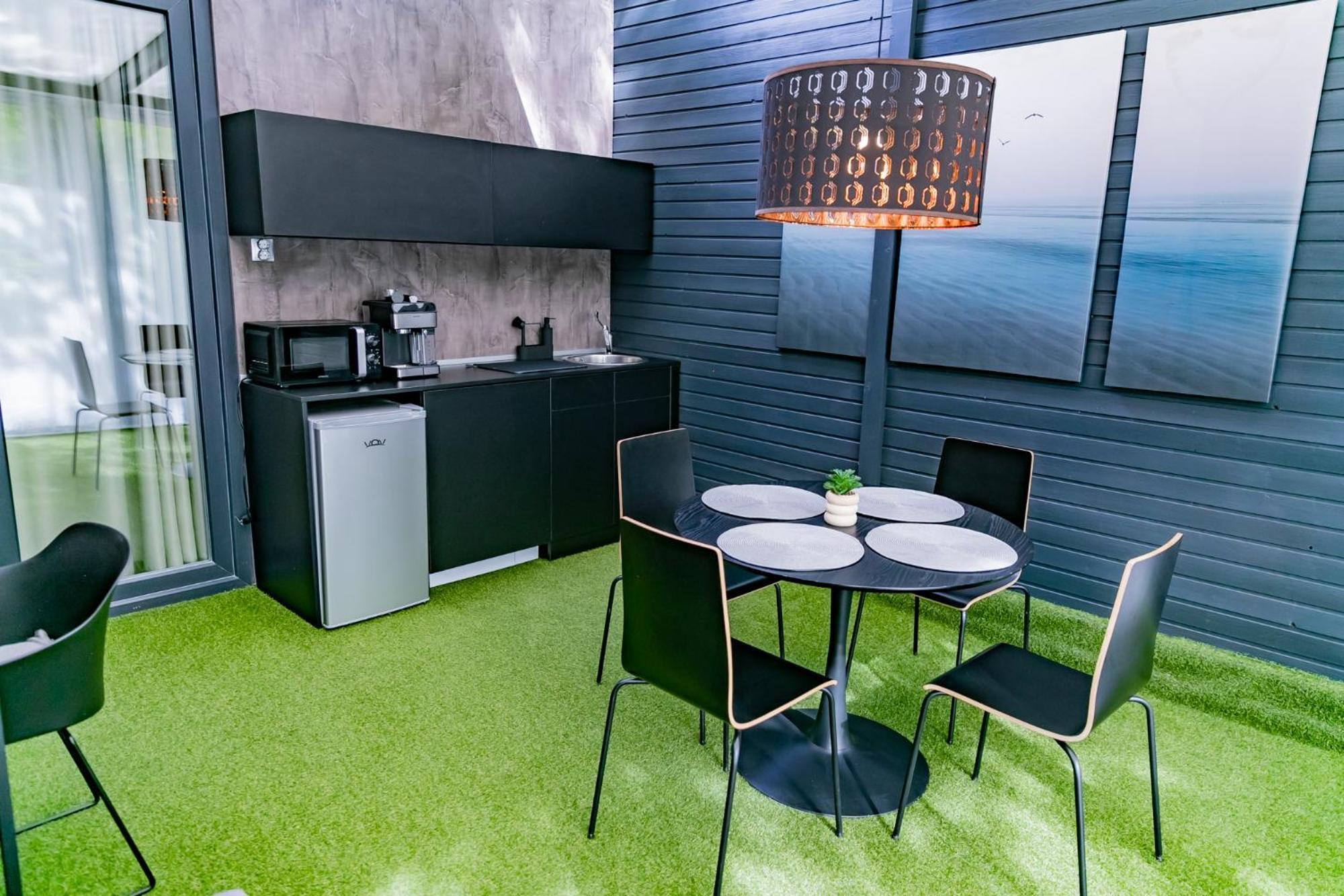 Motel1- A Megfizetheto Luxus! Dunaujvaros Ngoại thất bức ảnh